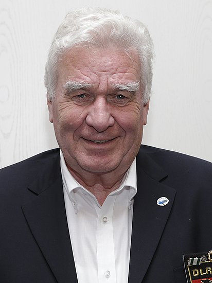 Ehrenpräsident: Falk-Dieter Widmaier